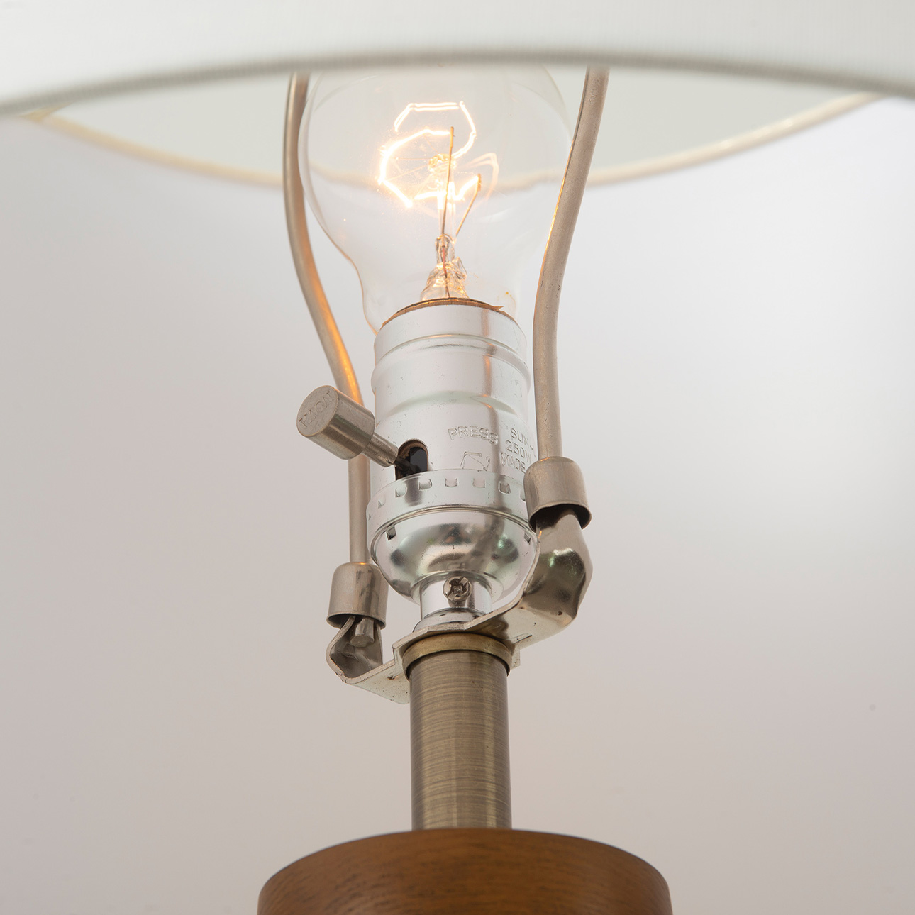 Moraga Table Lamp – 24″, Bone Porcelain and Walnut, 4-Way Rotary Switch - Image 9